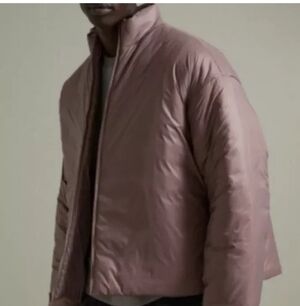 NWT URBAN OUTFITTERS | Puffer Jacket Mauve pink Unisex Oversized Sz SMALL